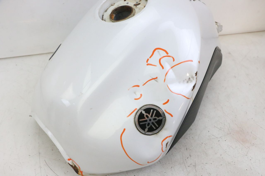 photo de KRAFTSTOFFTANK YAMAHA XJ6 ABS 600 (2008 - 2016)
