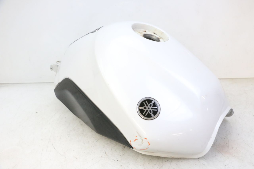 photo de KRAFTSTOFFTANK YAMAHA XJ6 ABS 600 (2008 - 2016)