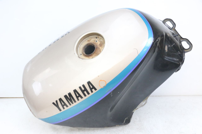 photo de KRAFTSTOFFTANK YAMAHA FJ 3CX 1200 (1986 - 1996)