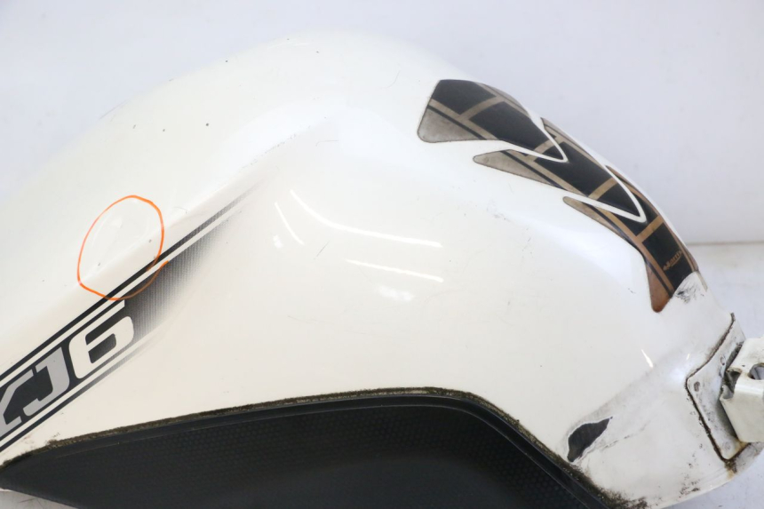 photo de KRAFTSTOFFTANK YAMAHA XJ6 ABS 600 (2008 - 2016)
