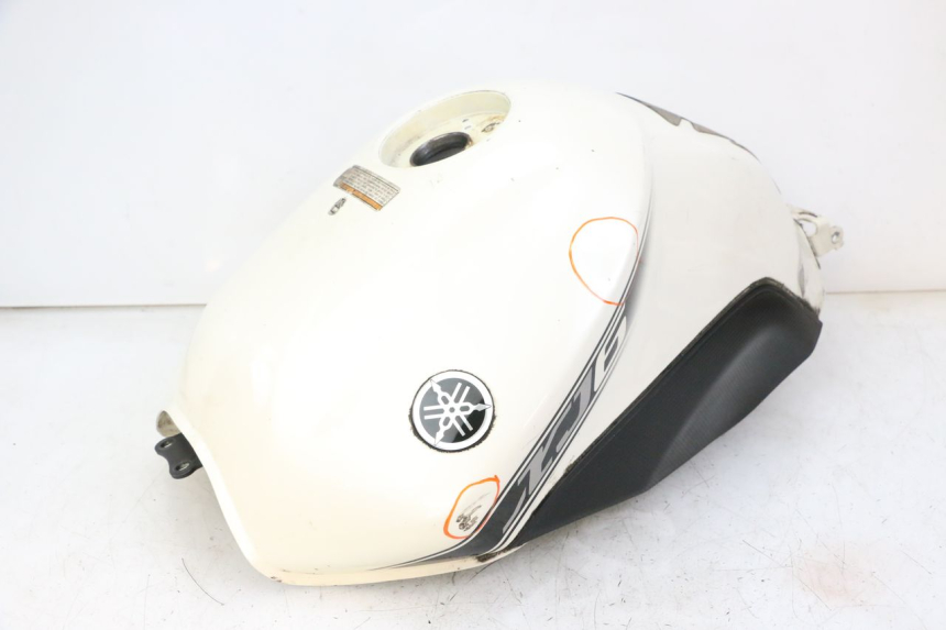 photo de KRAFTSTOFFTANK YAMAHA XJ6 ABS 600 (2008 - 2016)