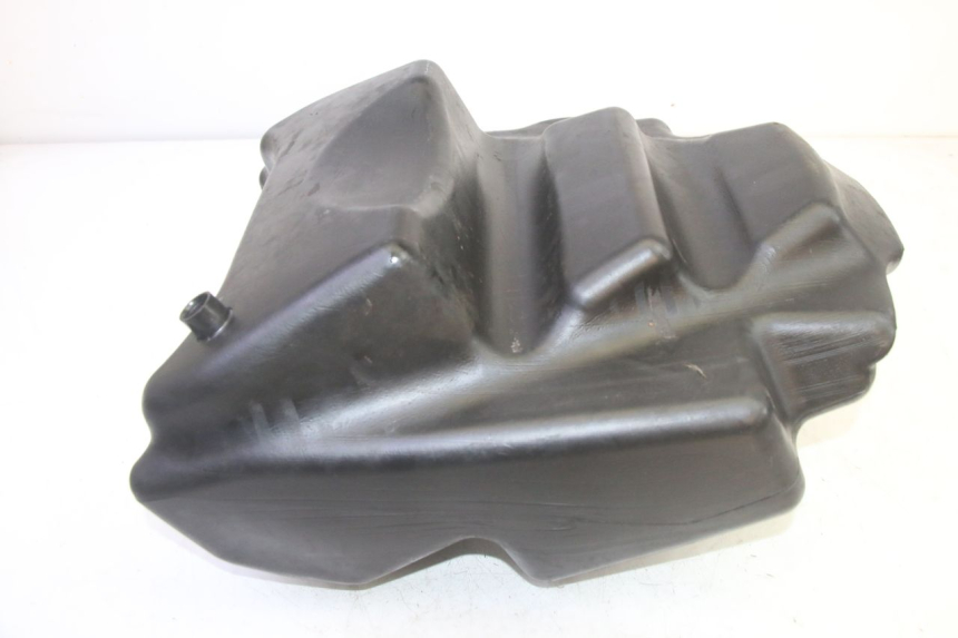 photo de KRAFTSTOFFTANK YAMAHA YP MAJESTY 125 (2002 - 2006) - Technische Nahaufnahme