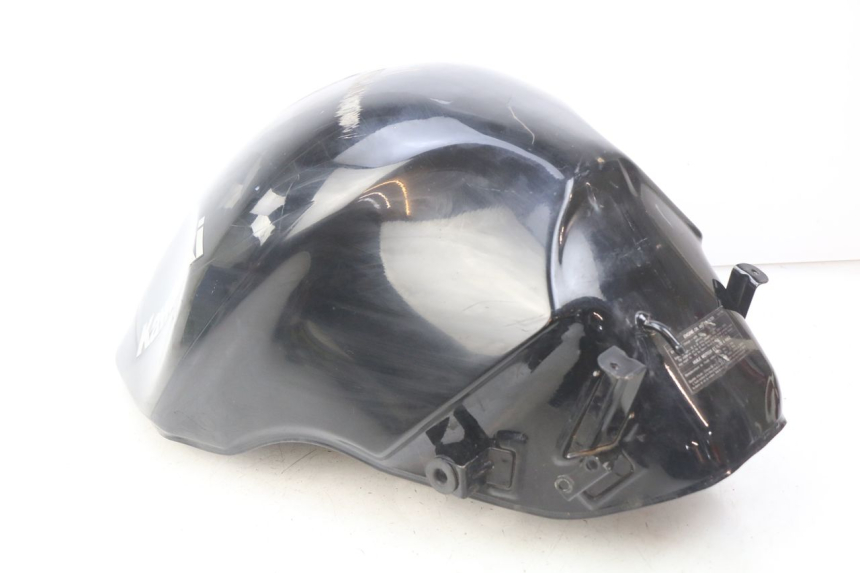 photo de KRAFTSTOFFTANK KAWASAKI ZZR 600 (1995 - 2004)