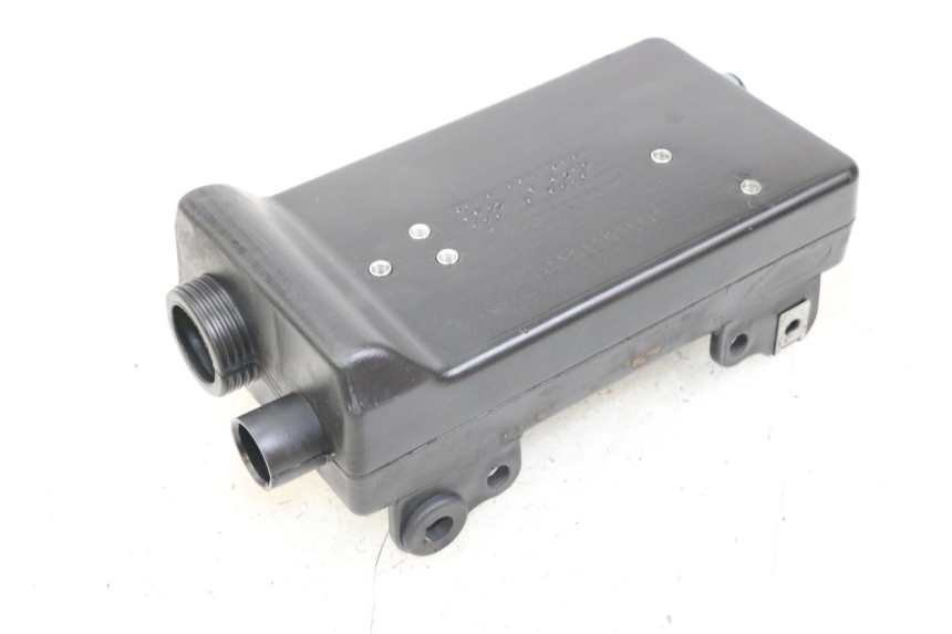 photo de ÖLTANK RIEJU MRT 50 (2018 - 2021)