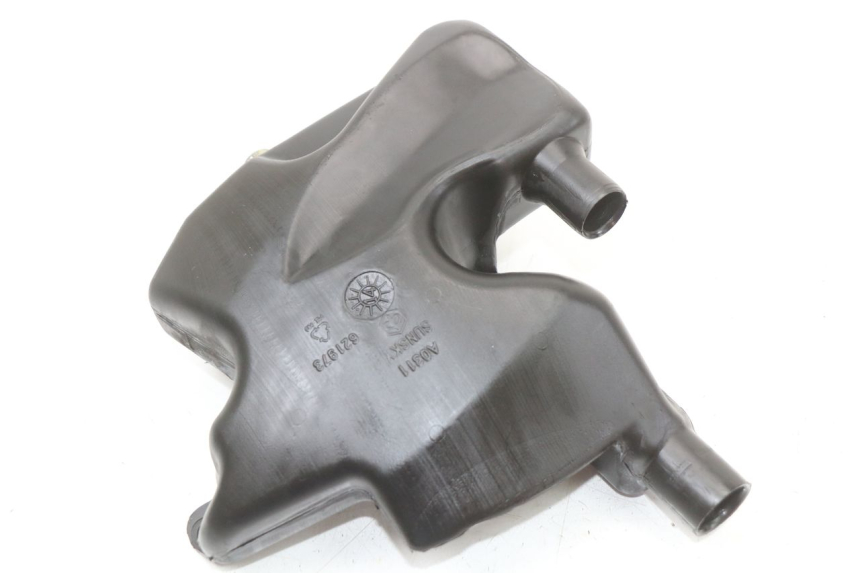 photo de ÖLTANK PIAGGIO FLY 2T 50 (2004 - 2017)