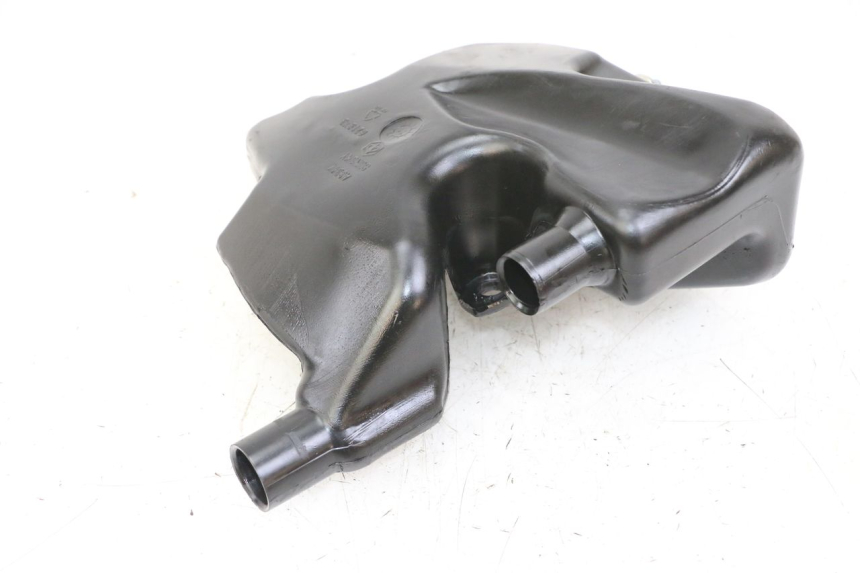 photo de ÖLTANK PIAGGIO FLY 2T 50 (2004 - 2017)