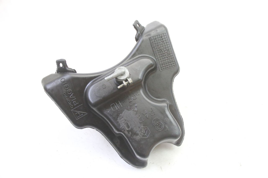 photo de ÖLTANK GILERA RUNNER SP 50 (2006 - 2008)