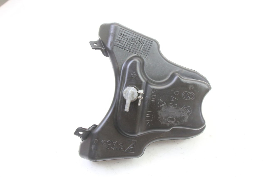 photo de ÖLTANK GILERA RUNNER SP 50 (2006 - 2008)