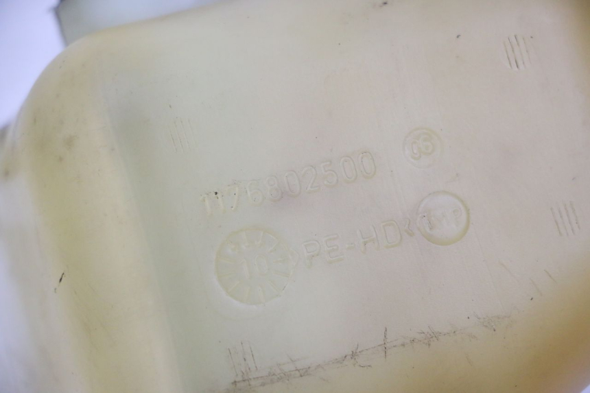 photo de ÖLTANK PEUGEOT SATELIS 125 (2006 - 2009)