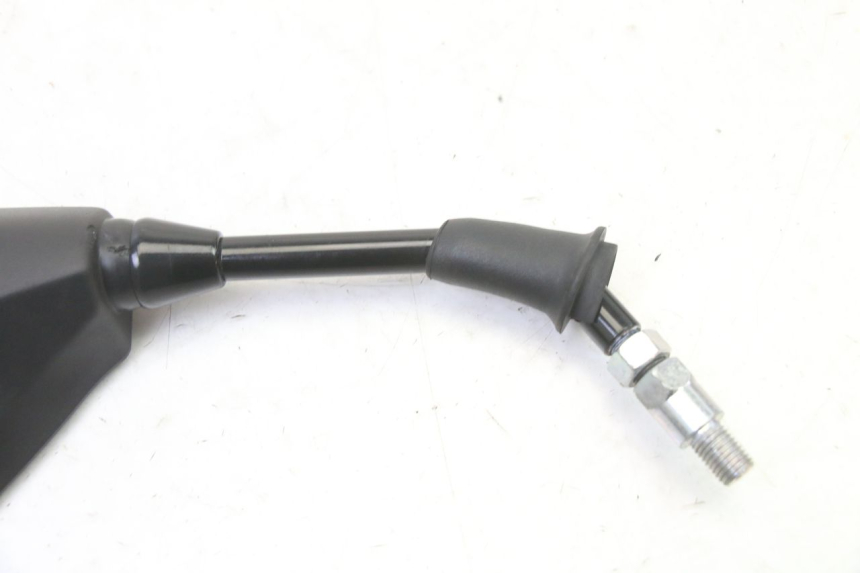 photo de SPIEGEL RECHTS YAMAHA XMAX X-MAX 125 (2021 - 2025) - Oberflächenzustand und Material