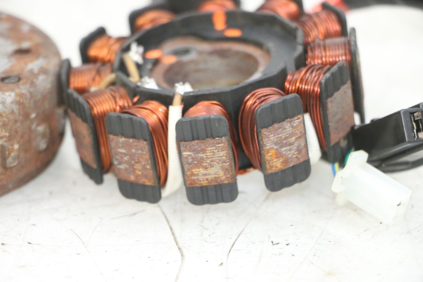 photo de LICHTMASCHINE KYMCO AGILITY 16+ 4T 50 (2018 - 2023) - Weitere Ansicht des Artikels