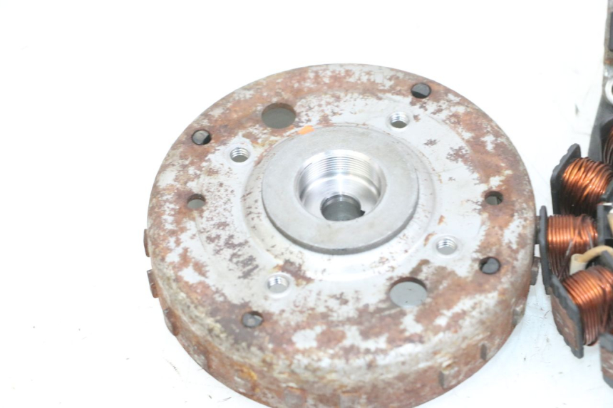 photo de LICHTMASCHINE KYMCO AGILITY 16+ 4T 50 (2018 - 2023) - Zoom auf Komponenten