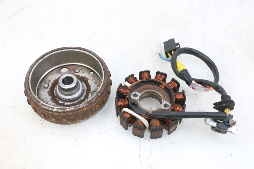 photo de LICHTMASCHINE KYMCO AGILITY 16+ 4T 50 (2018 - 2023) - Gesamtansicht des Produkts