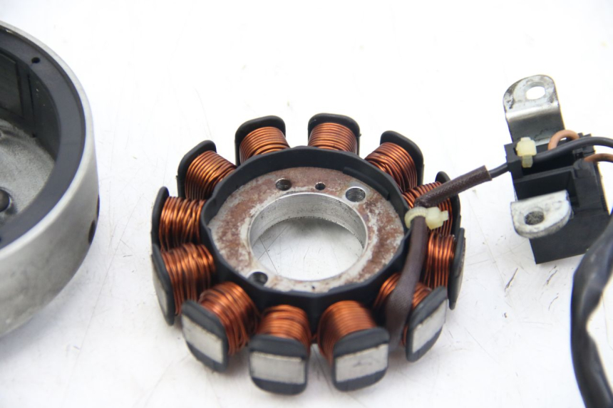 photo de ROTOR STATOR APRILIA SCARABEO 4T 50 (2009 - 2017)