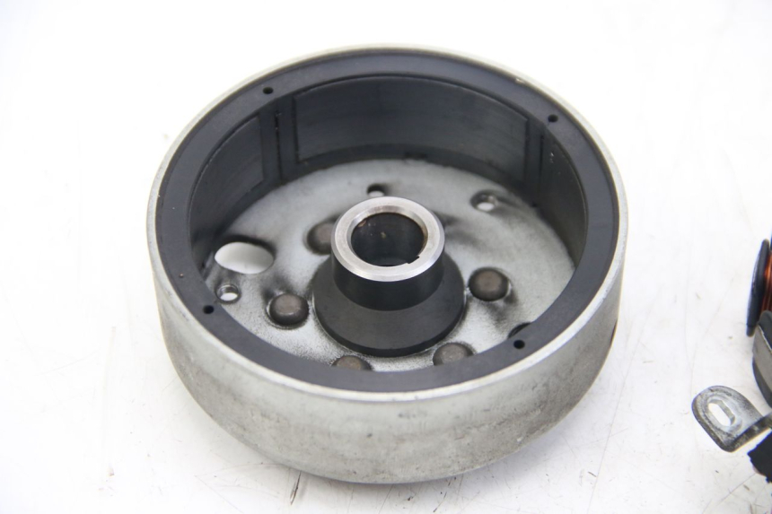 photo de ROTOR STATOR APRILIA SCARABEO 4T 50 (2009 - 2017)