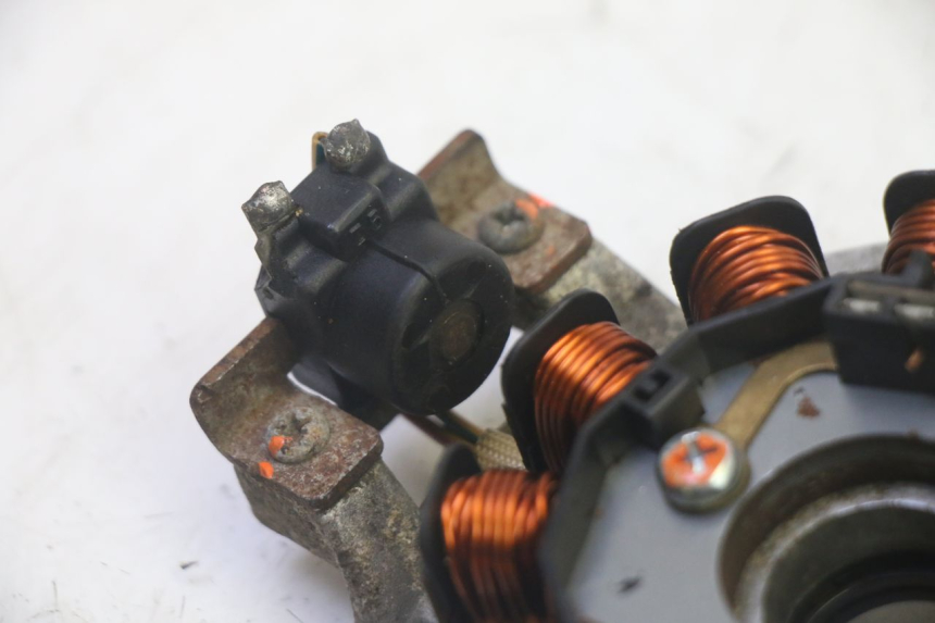 photo de ROTOR STATOR MBK BOOSTER SPIRIT 50 (2004 - 2017) - Details der Befestigungspunkte