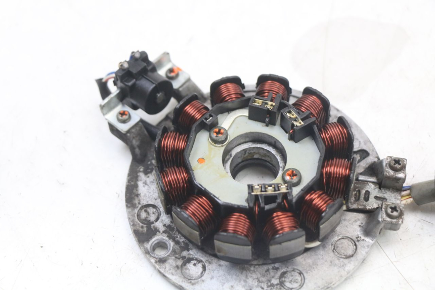 photo de LICHTMASCHINE YAMAHA BW'S 50 (2004 - 2017) - Alternative Perspektive