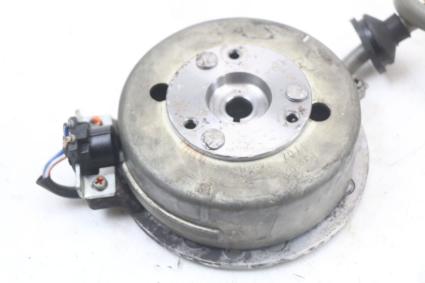 photo de LICHTMASCHINE YAMAHA BW'S 50 (2004 - 2017) - Details der Befestigungspunkte