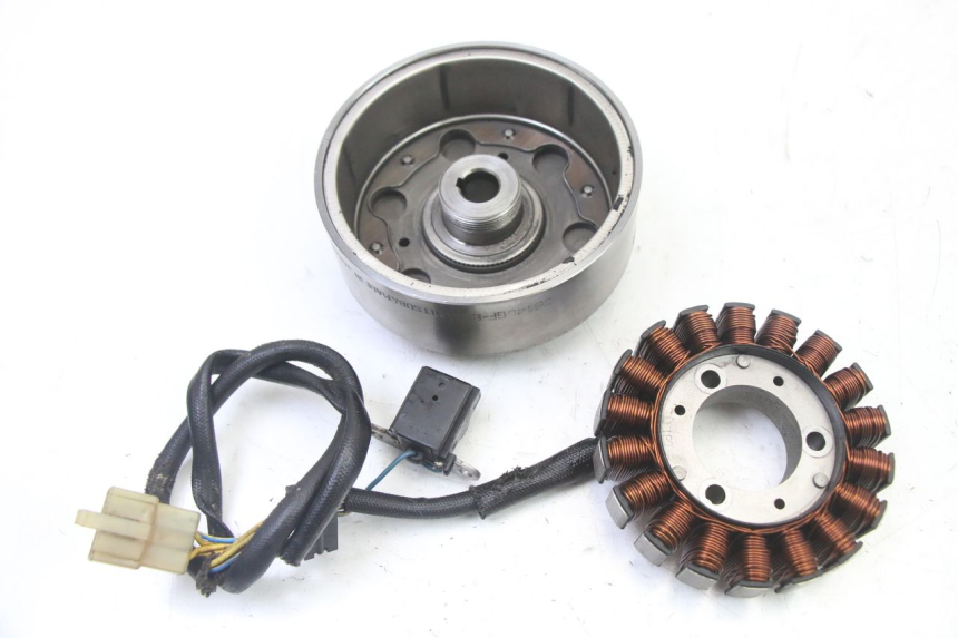 photo de LICHTMASCHINE PEUGEOT ELYSEO 125 (1999 - 2004)
