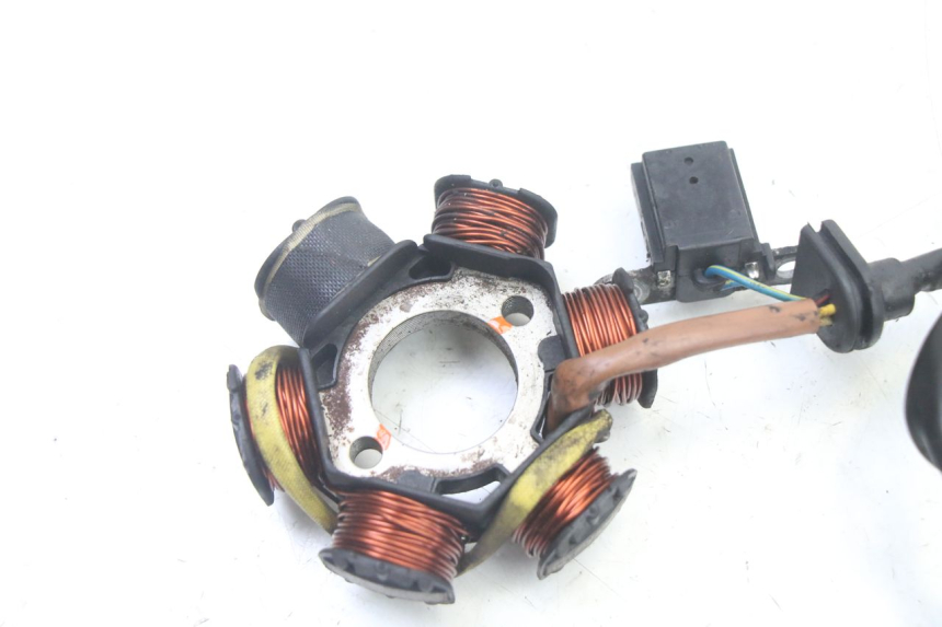 photo de LICHTMASCHINE PEUGEOT ELYSTAR 50 (2002 - 2014)