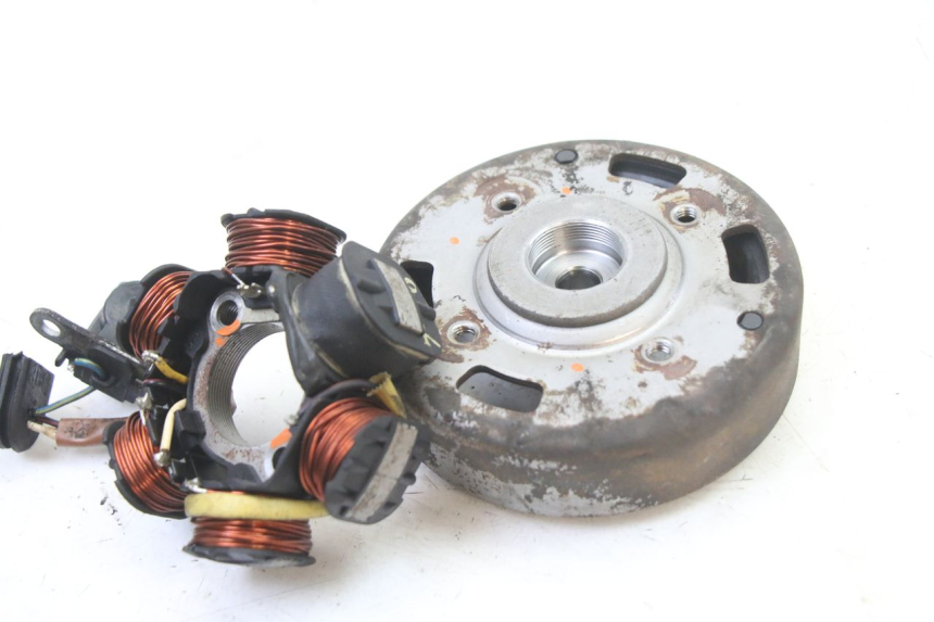 photo de LICHTMASCHINE PEUGEOT ELYSTAR 50 (2002 - 2014)