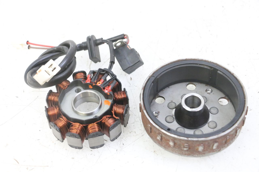 photo de LICHTMASCHINE PEUGEOT KISBEE 2T 50 (2018 - 2022)