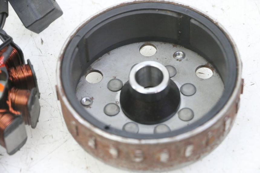 photo de LICHTMASCHINE PEUGEOT KISBEE 2T 50 (2018 - 2022)