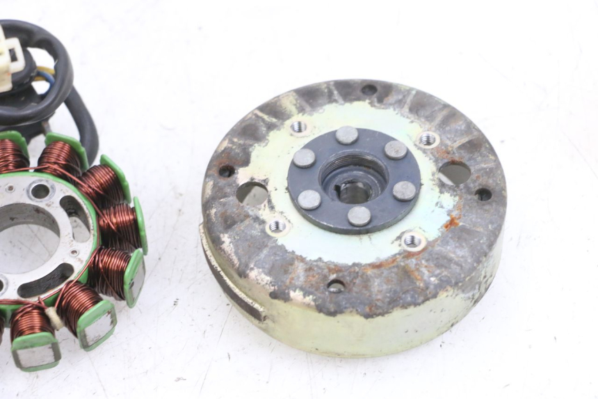 photo de ROTOR STATOR PEUGEOT KISBEE 4T 50 (2018 - 2022) - Oberflächenzustand und Material