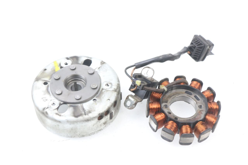 photo de LICHTMASCHINE PIAGGIO LIBERTY 4T 50 (2004 - 2008)