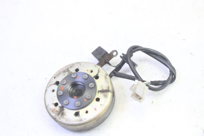 photo de LICHTMASCHINE PEUGEOT LUDIX 50 (2008 - 2017) - Zoom auf Gebrauchszustand