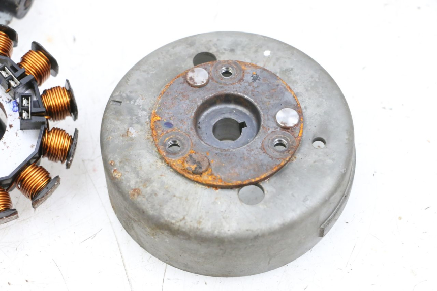 photo de LICHTMASCHINE YAMAHA NEO'S NEOS 2T 50 (1998 - 2007) - Charakteristische Merkmale