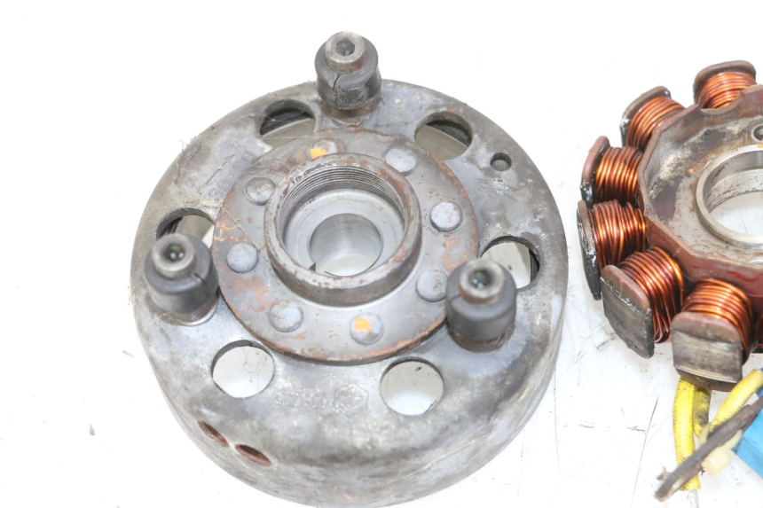photo de ROTOR STATOR PIAGGIO MP3 125 (2006 - 2014)