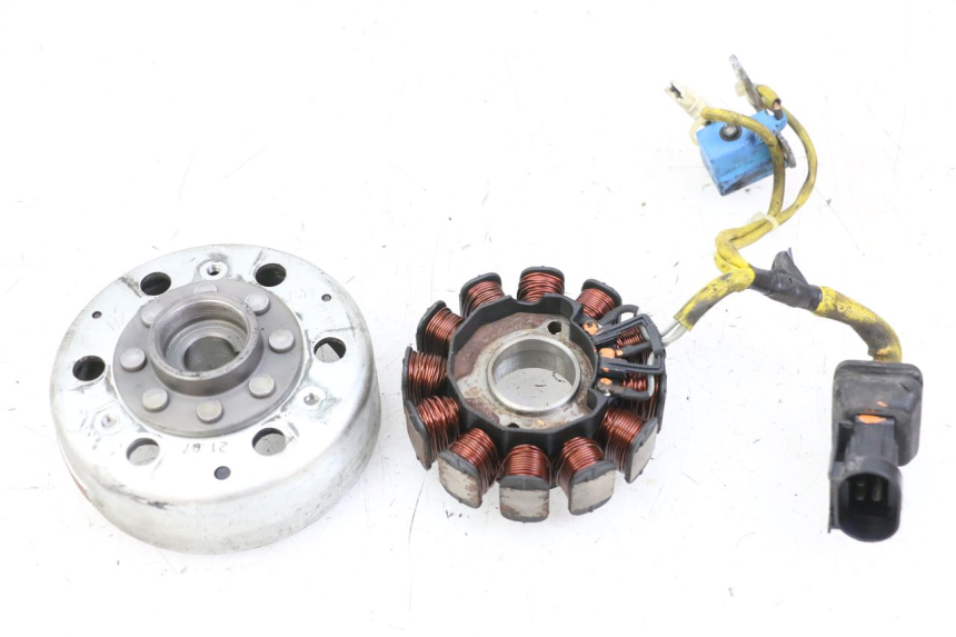 photo de LICHTMASCHINE PIAGGIO VESPA LX 150 (2005 - 2013)