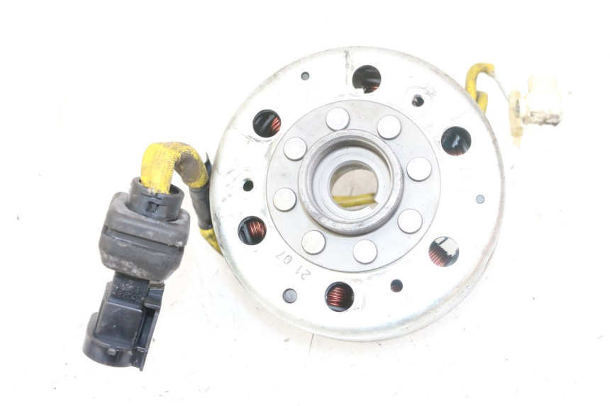photo de LICHTMASCHINE PIAGGIO VESPA LX 150 (2005 - 2013)