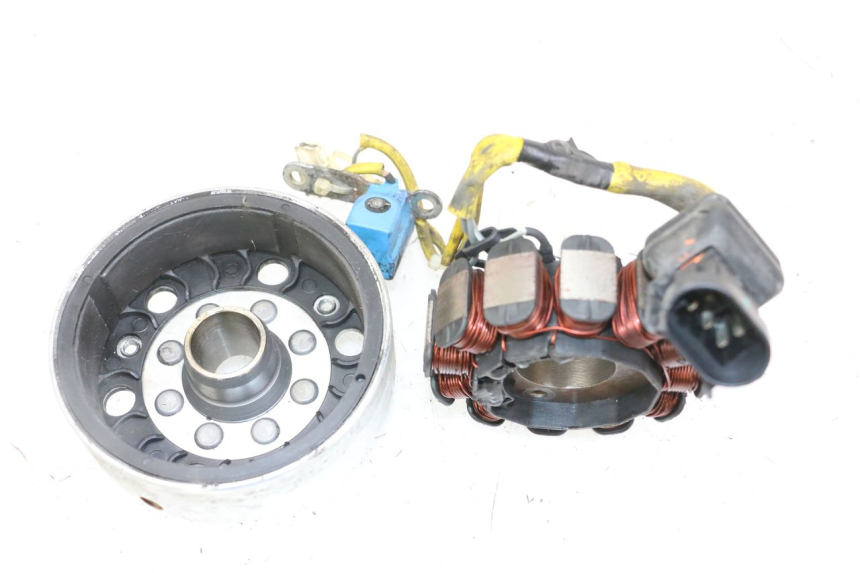 photo de LICHTMASCHINE PIAGGIO VESPA LX 150 (2005 - 2013)