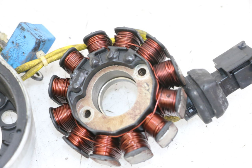 photo de LICHTMASCHINE PIAGGIO VESPA LX 150 (2005 - 2013)