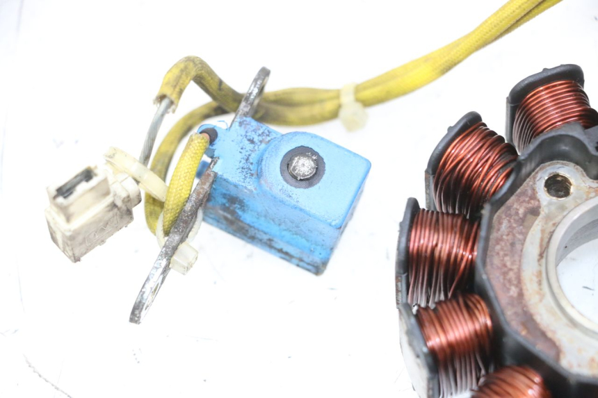 photo de LICHTMASCHINE PIAGGIO VESPA LX 150 (2005 - 2013)