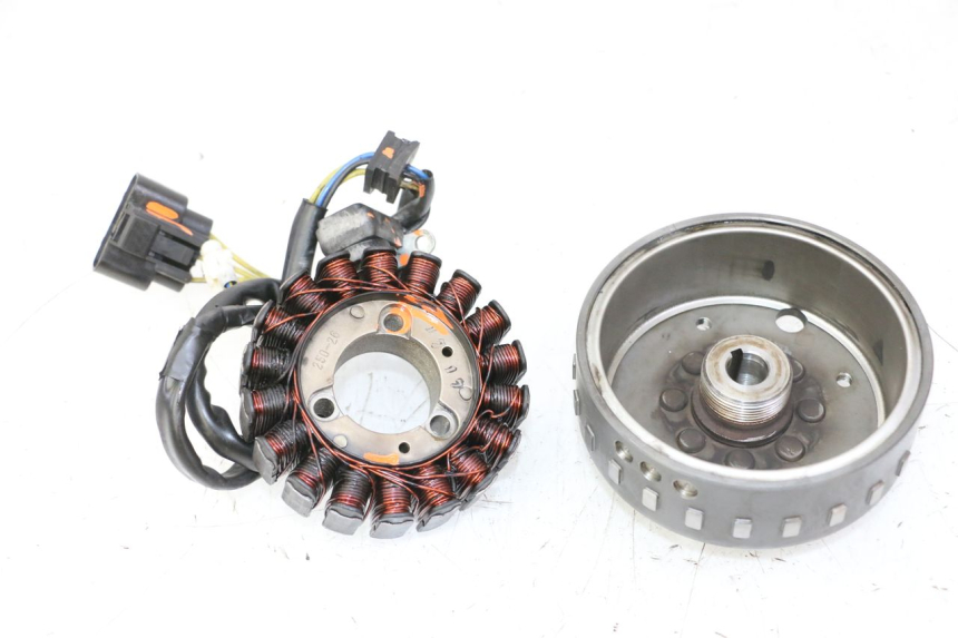 photo de LICHTMASCHINE PEUGEOT SATELIS 125 (2013 - 2018)