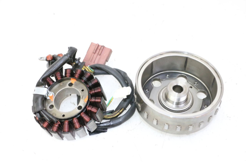 photo de LICHTMASCHINE PEUGEOT SATELIS 125 (2010 - 2012)