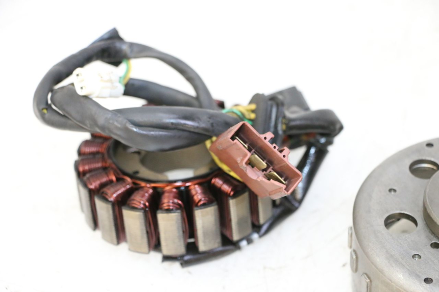 photo de LICHTMASCHINE PEUGEOT SATELIS 125 (2010 - 2012)