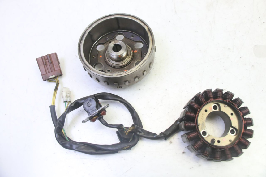 photo de LICHTMASCHINE PEUGEOT SATELIS 125 (2013 - 2018)