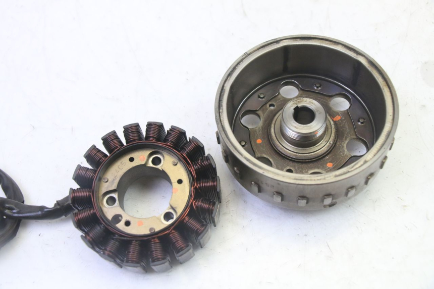 photo de LICHTMASCHINE PEUGEOT SATELIS 125 (2013 - 2018)