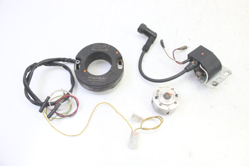 photo de LICHTMASCHINE DERBI SENDA SM DRD 50 (2008 - 2013)