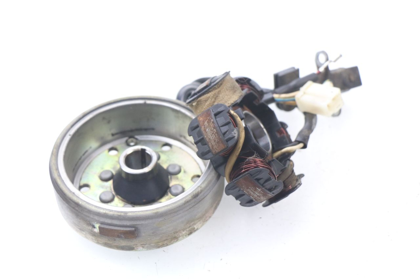 photo de LICHTMASCHINE PEUGEOT SPEEDFIGHT 3 AIR 50 (2009 - 2015)