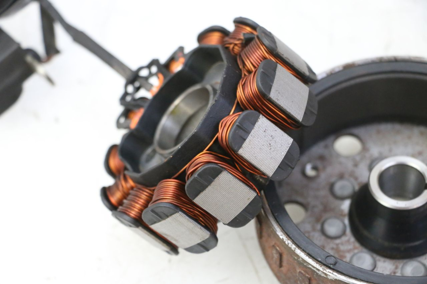 photo de LICHTMASCHINE PEUGEOT STREETZONE I 2T 50 (2018 - 2020)