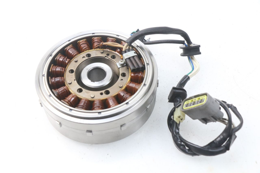 photo de LICHTMASCHINE YAMAHA TDM ABS 900 (2002 - 2014)