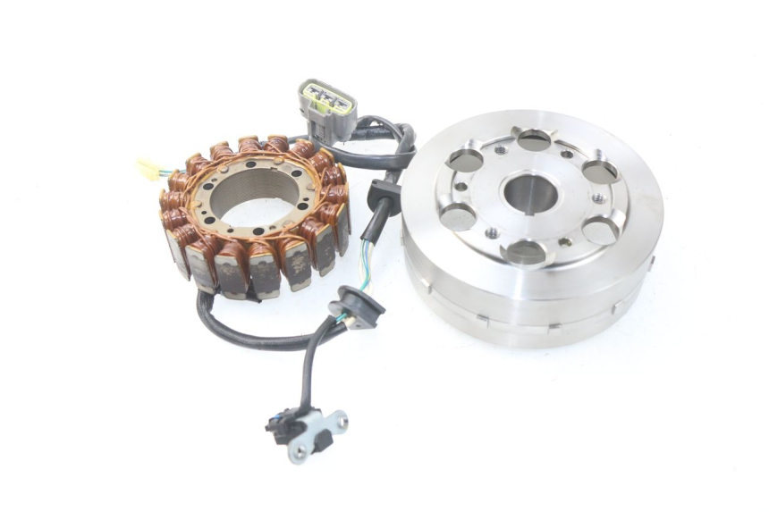 photo de LICHTMASCHINE YAMAHA TDM ABS 900 (2002 - 2014)
