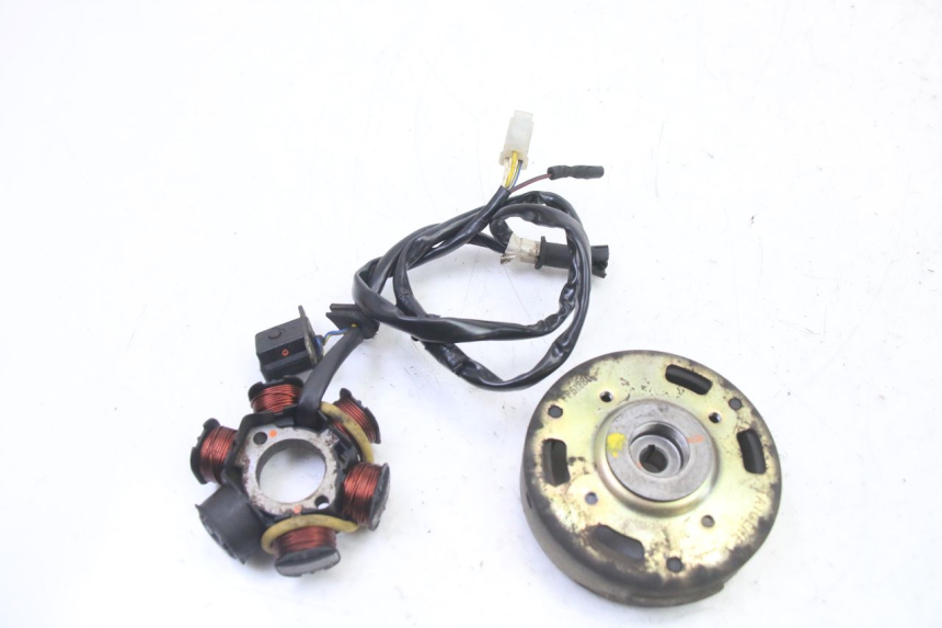 photo de LICHTMASCHINE PEUGEOT VIVACITY 50 (2004 - 2009)