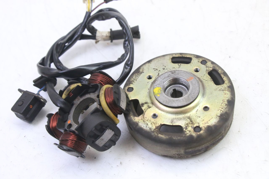 photo de LICHTMASCHINE PEUGEOT VIVACITY 50 (2004 - 2009)