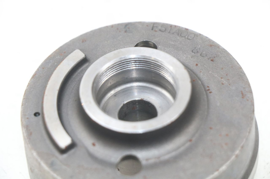 photo de LÄUFER  YAMAHA YZ-F YZF 250 (2007 - 2013) - Details der Befestigungspunkte